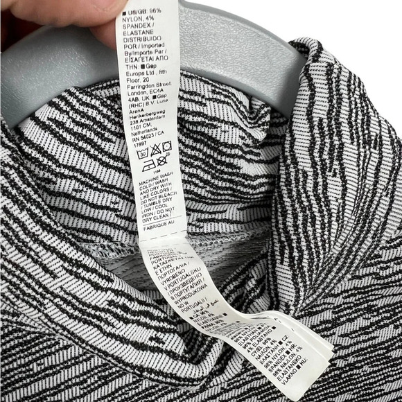 Athleta Women's S Flurry Blizzard Seamless Turtleneck Color Wren Black - Picture 4 of 7